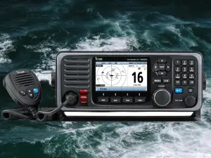 ICOM IC-M605