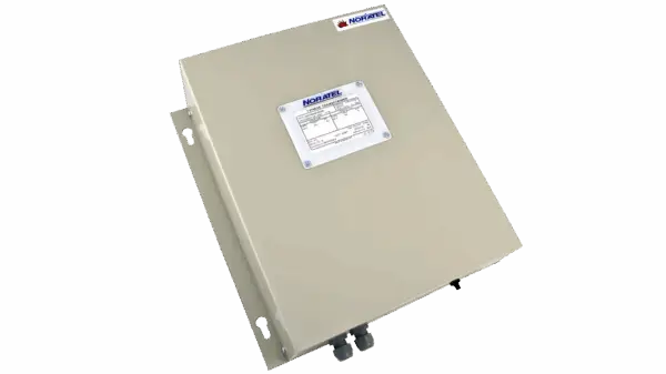 Produktbilde av Noratel LS16LI-230 isolertransformator – frontvisning av kapsling med koblinger og skilting