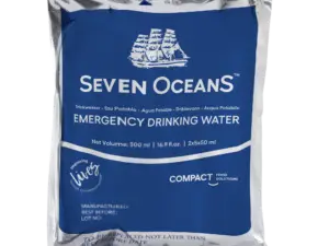 Seven OceanS nødrikkevann 500 ml i robust aluminiumsemballasje. Godkjent nødproviant og drikkevann for maritim bruk og hjemmeberedskap.