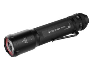 Ledlenser TAC7R – taktisk lommelykt 3200 lm med RGB-signallys – Sikkerhet Om Bord