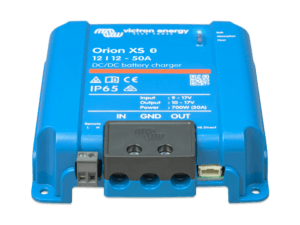 Victron Orion XS 12/12-50A DC-DC-lader sett forfra – Sikkerhet om bord